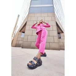 Crocs Classic Mega Crush Sandal