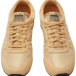 Diadora Camaro Manifesto