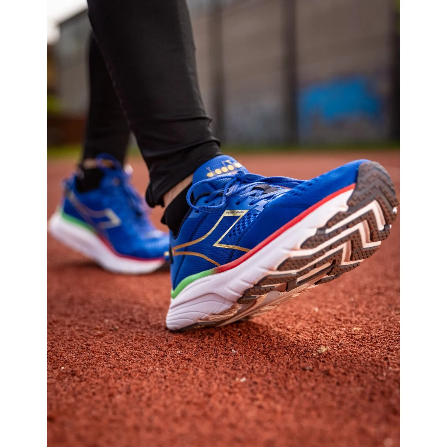 Diadora Equipe Atomo