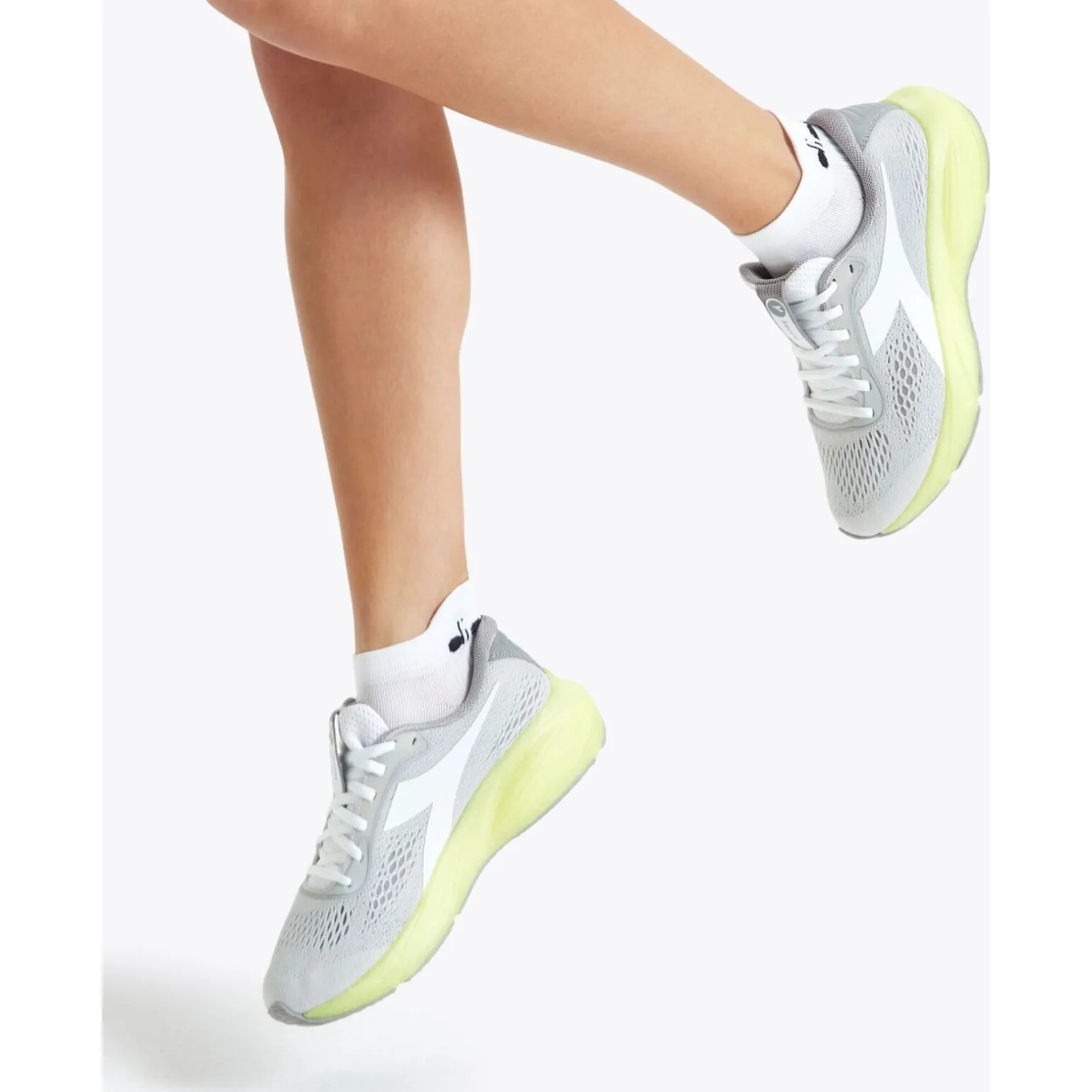 Diadora Freccia Women's