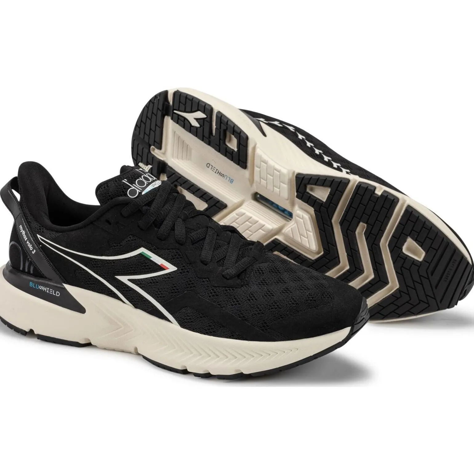 Diadora Mythos Blushield Volo 3 W