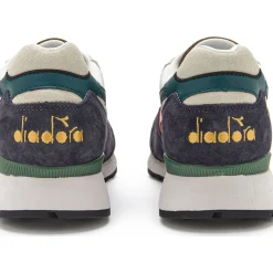 Diadora V7000 Navy