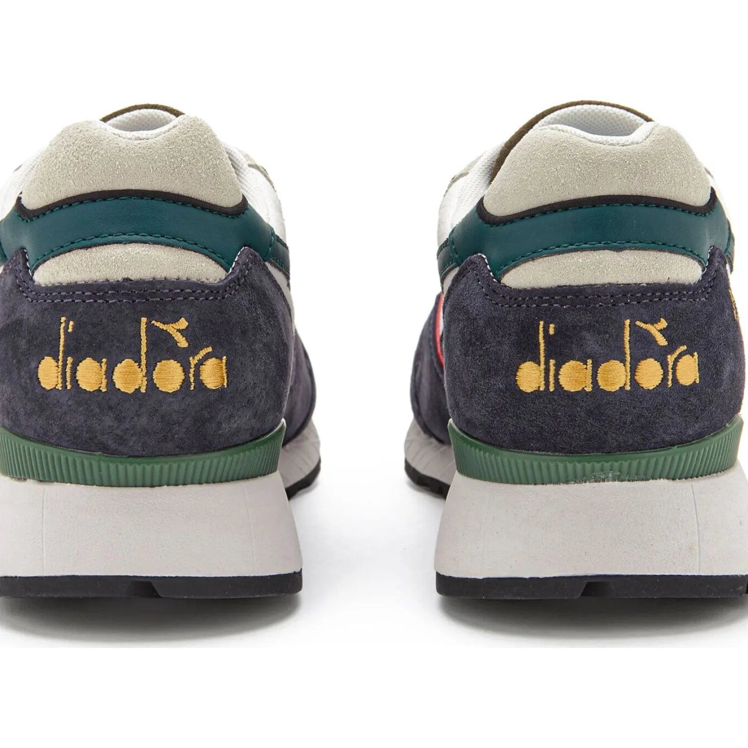 Diadora V7000 Navy