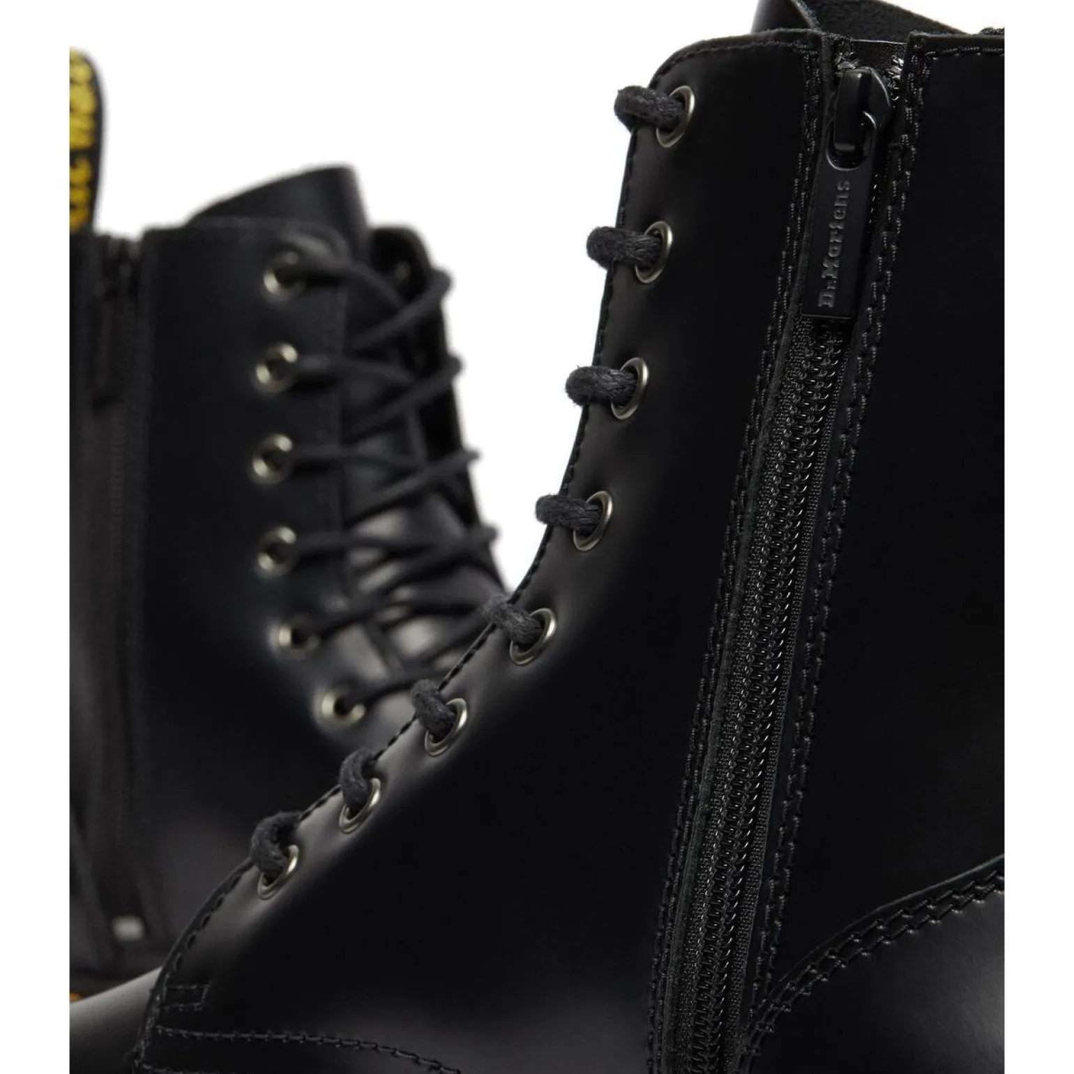 Dr. Martens Jadon