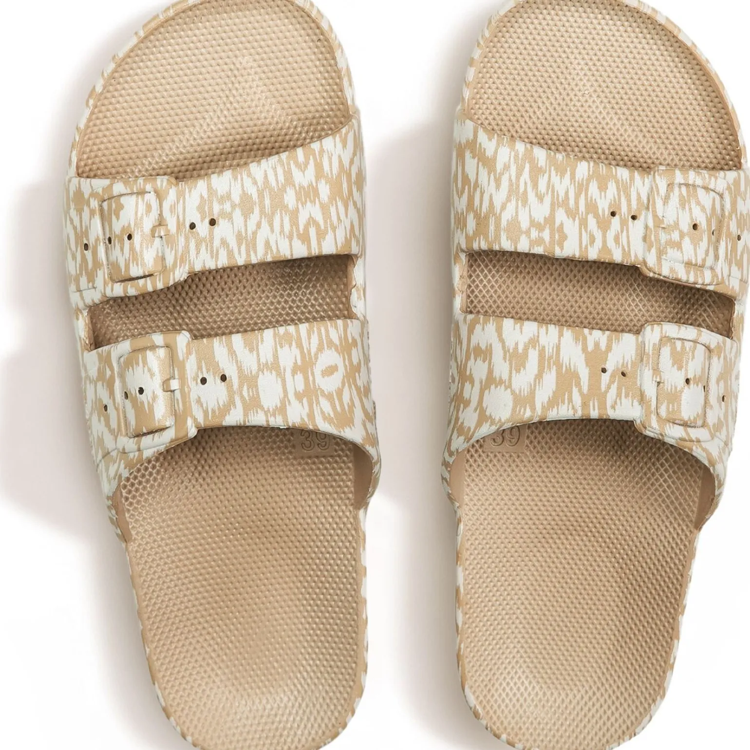 Freedom Moses Ikat Sands