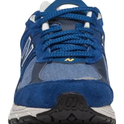 New Balance M2002