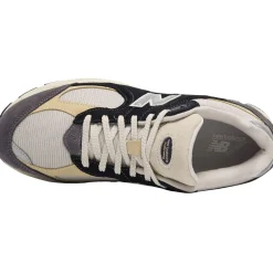 New Balance M2002
