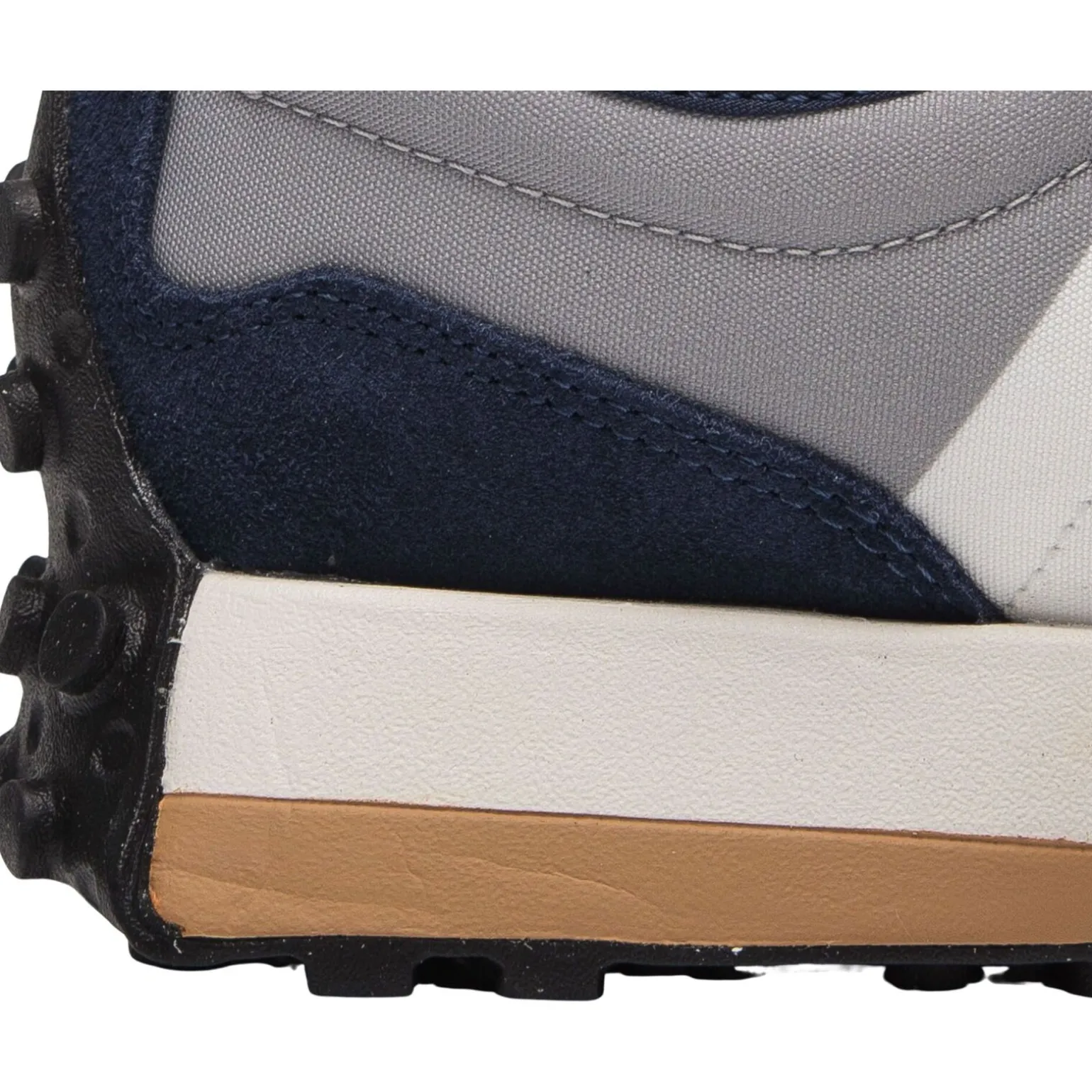 New Balance Ms327